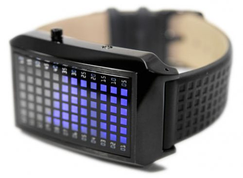 TokyoFlash : Pimp Schwarz mit Ledeband und blauen LEDs