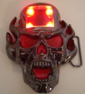 Totenkopf Schnalle dunkel