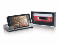 Retro Tape Deck iPhone4