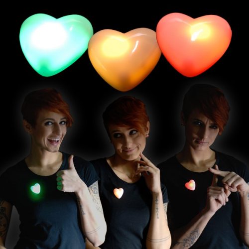 Blinkendes LED Herz mit Anstecknadel I Flirt Single Party Herz