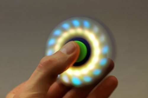 led-fingerkreisel