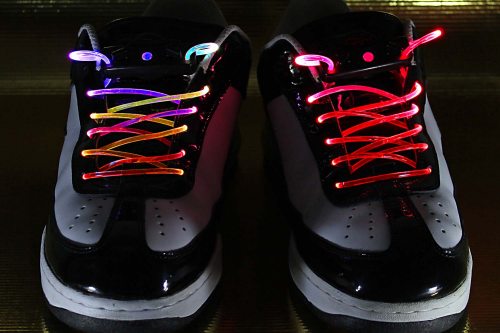 Farbwechselnde LED-Schnürsenkel multicolor