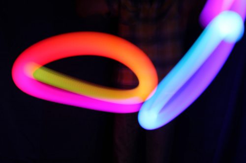 2er-Set Leuchtpoi mit LEDs Farbwechsel Poi I Bälle Zirkusartikel Spielzeug