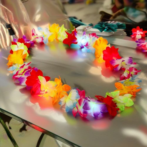 Bright flower necklace