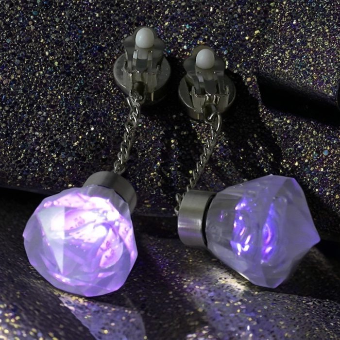 Blinkender LED Ohrclip I OhrClips Pink Rot oder Pink Pink I Leuchtender Ohrschmuck