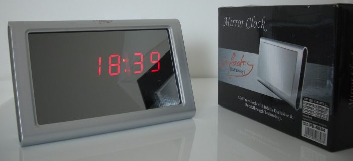 Spiegeluhr