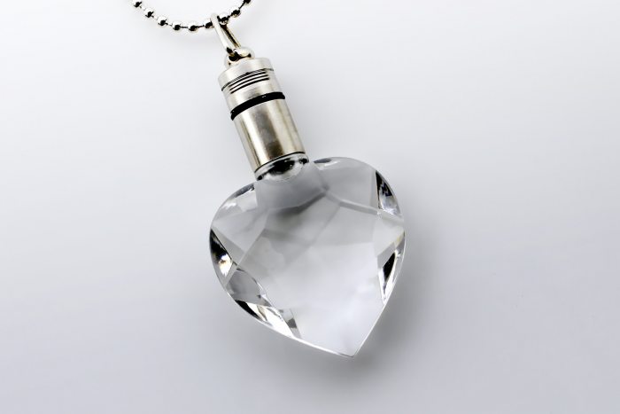 Leuchtende LED Herz Kette I Herzschmuck I Kleines Muttertagsgeschenk
