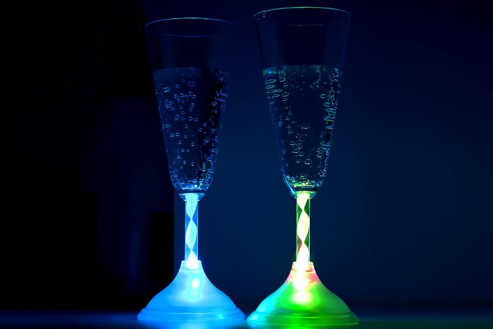 2 x LED-Champagne Glasses