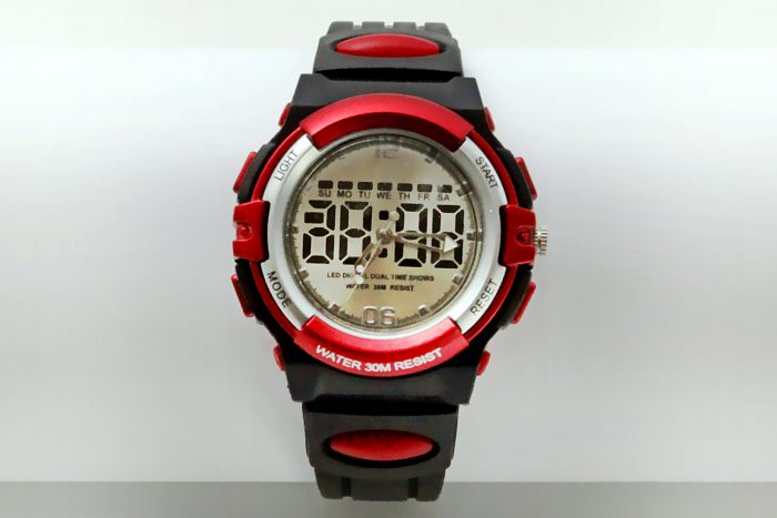 LED Armbanduhr mit digitaler und analoger Anzeige