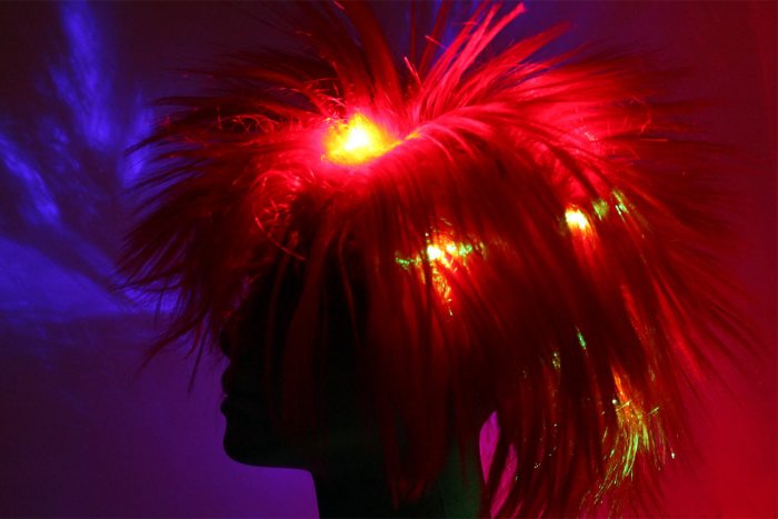 Flashing wig