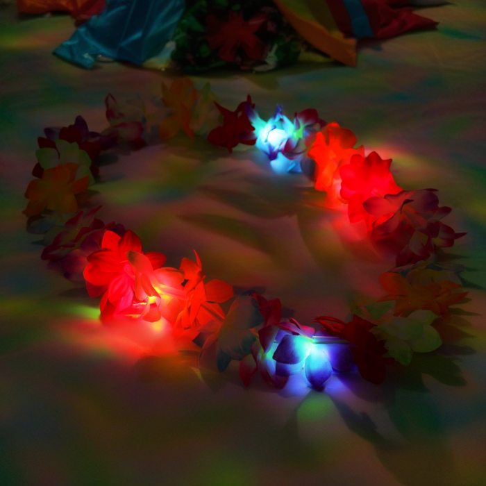 Bright flower necklace