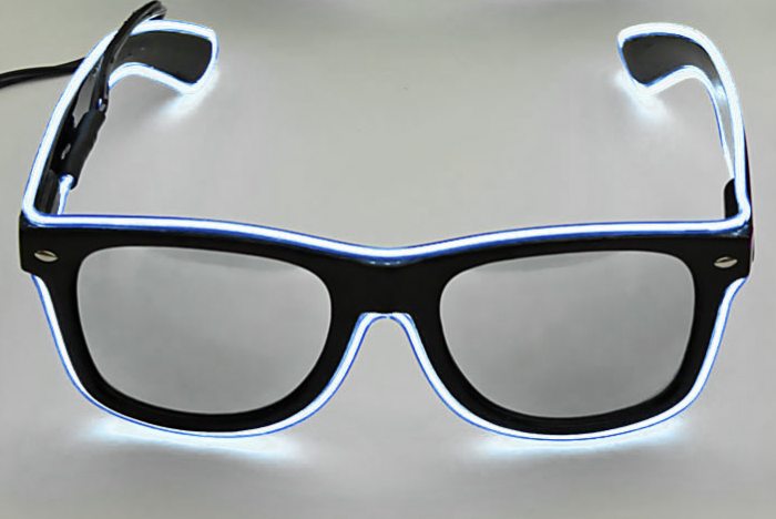 wieße led brille mit led soundgesteurt