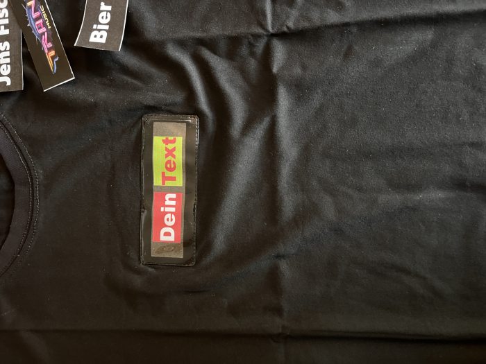 Make your own T-shirt with an interchangeable motif | Personalized T-shirt with insert field – redesign your shirt again and again!