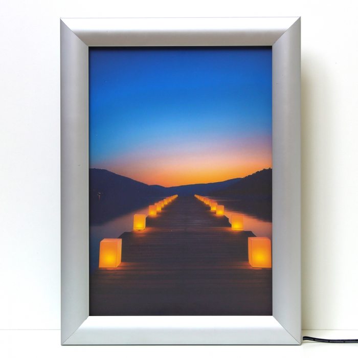 LED picture wooden footbridge with lanterns LED light frame DIN A4 aluminum I Romantic footbridge in the evening poster frame backlight I LED picture light box I Light box with ultra-flat design & folding frame technology