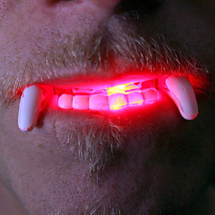 led vampir gebiss