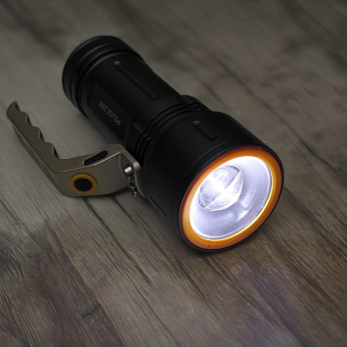 3 Leuchtoptionen Taschenlampe mit Griff