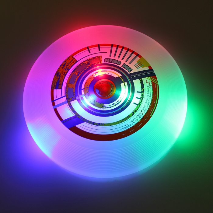 LED throwing disc