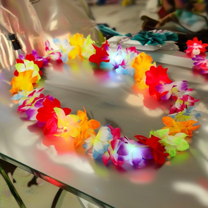 Bright flower necklace