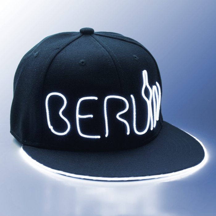 Leuchtendes Berlin Basecap Snapback EL-Cap I Handarbeit I Exklusive nur bei LED-Fashion Berlin