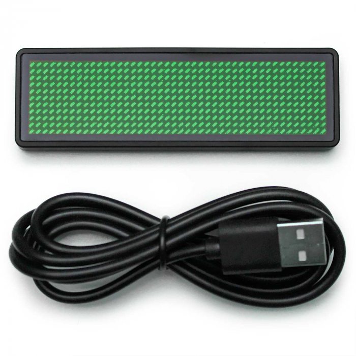 Leuchtendes Namensschild zum anstecken Laufschrift kabellos per App & USB programmierbar grün Lauftexte I Kleines LED-Display