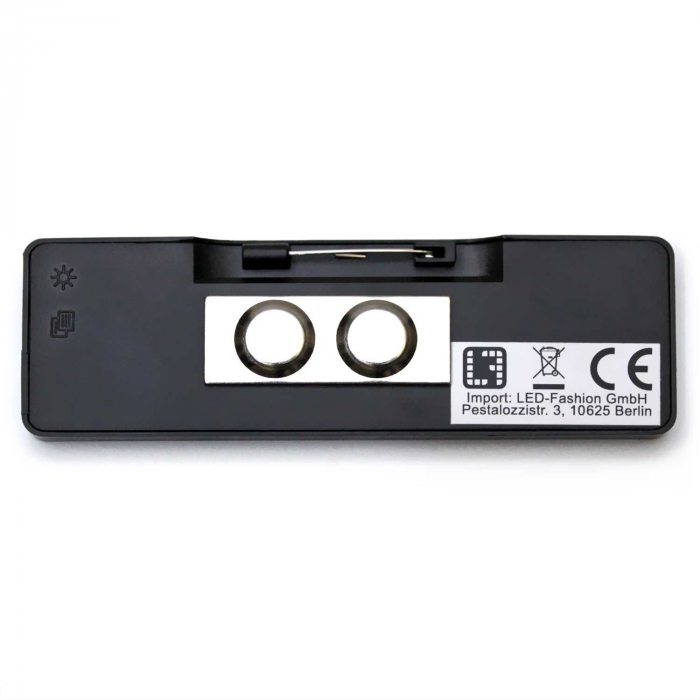 Leuchtendes Namensschild zum anstecken Laufschrift kabellos per App & USB programmierbar grün Lauftexte I Kleines LED-Display