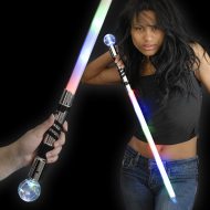 LED-Lichtschwert mit Kristallknauf