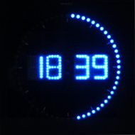 Funkwanduhr mit blauen LED s