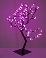 Leuchtender LED-Baum Wohnaccessoire