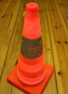 LED-Faltleitkegel I LED-Faltpylon I LED-Verkehrshütchen I LED-Faltwarnkegel