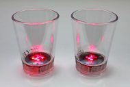 2er-Set LED-Würfelspiel Becher