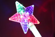Leuchtender Stern Maxi Leuchtstab Sternsinger I Multicolor 3 Leuchtfunktionen I Zauberstab