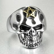 Silberner Totenkopf Ring mit Pentagramm aus Edelstahl
