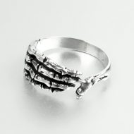 skeletthand gothik design ring