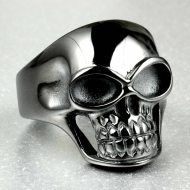 etNox Totenkopf Edelstahl-Ring Black Skull I Schwazer Totenkopfring
