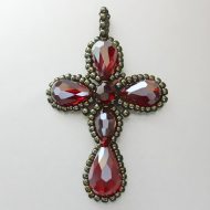 Etnox Kristall Kreuz rot - Red Crystal Cross