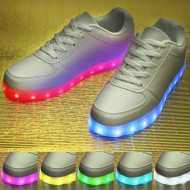 Weiße LED-Schuhe nur noch Größe 34  mit Leuchtsohle Leuchtschuhe Sneaker