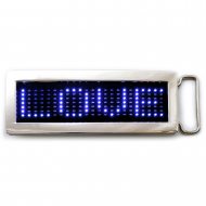 LED-Gürtelschnalle mit blauer Laufschrift programmierbar