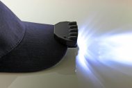 Basecap Cap Beleuchtung per LED-Clip I Cliplampe Schirmmütze Kopflampe Mützenlampe I 5 helle LEDs