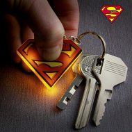 LED-Schlüsselanhänger Superman  I Schlüsselanhänger mit Licht Gadget